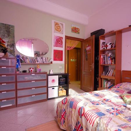 לינה וארוחת בוקר רומא Casa Arcobaleno מראה חיצוני תמונה