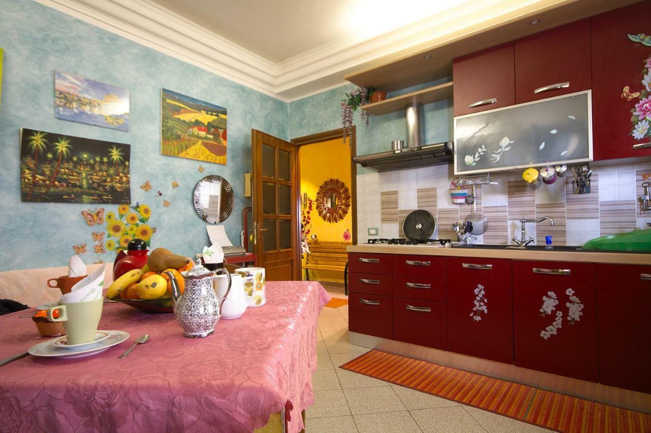 לינה וארוחת בוקר רומא Casa Arcobaleno מראה חיצוני תמונה