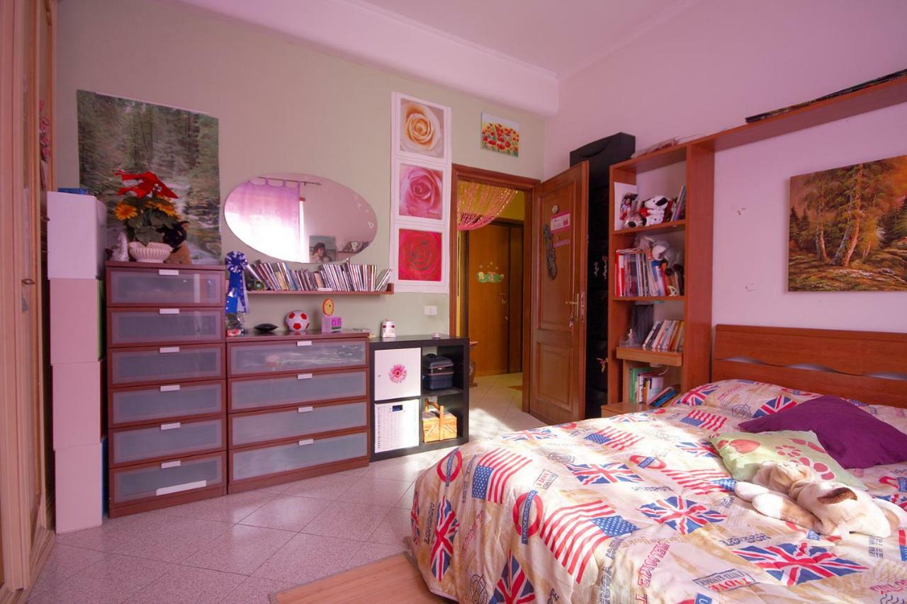 לינה וארוחת בוקר רומא Casa Arcobaleno מראה חיצוני תמונה
