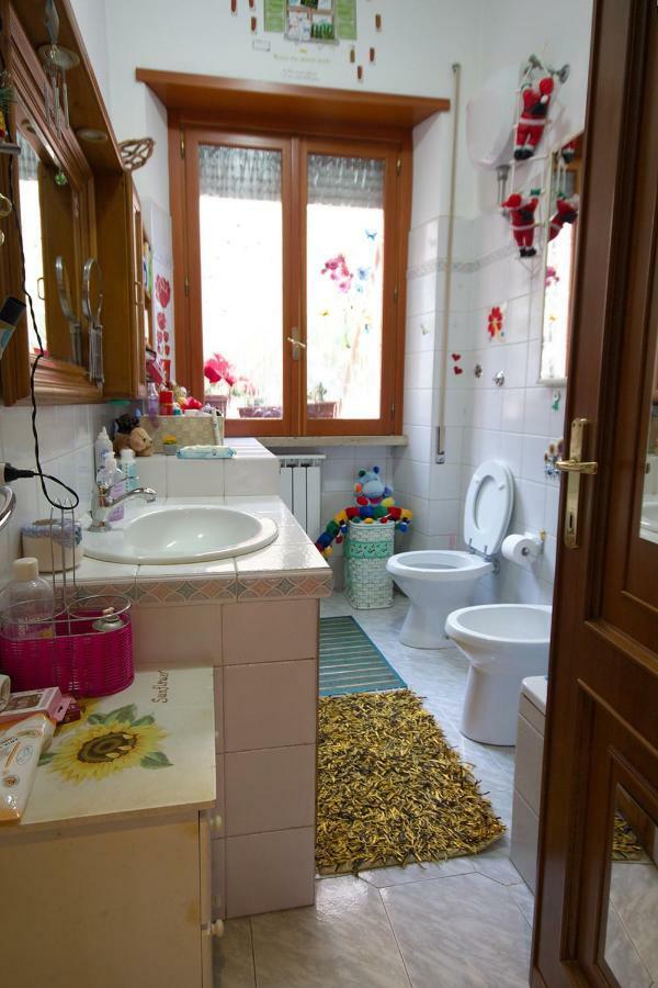 לינה וארוחת בוקר רומא Casa Arcobaleno מראה חיצוני תמונה